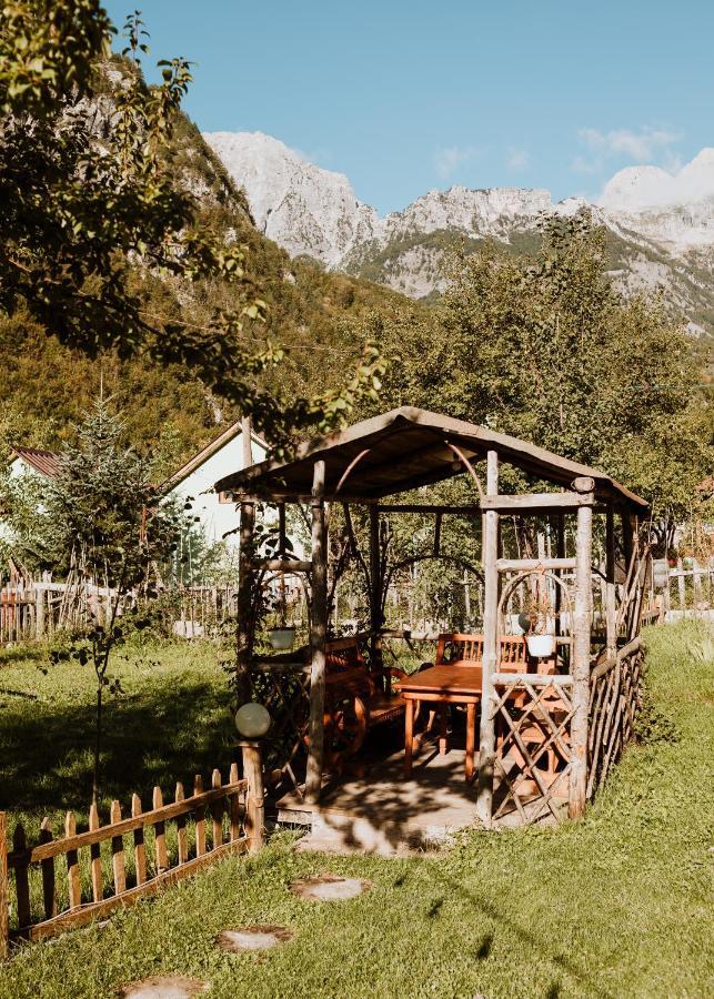'Gurra Family' Guesthouse Тети Экстерьер фото